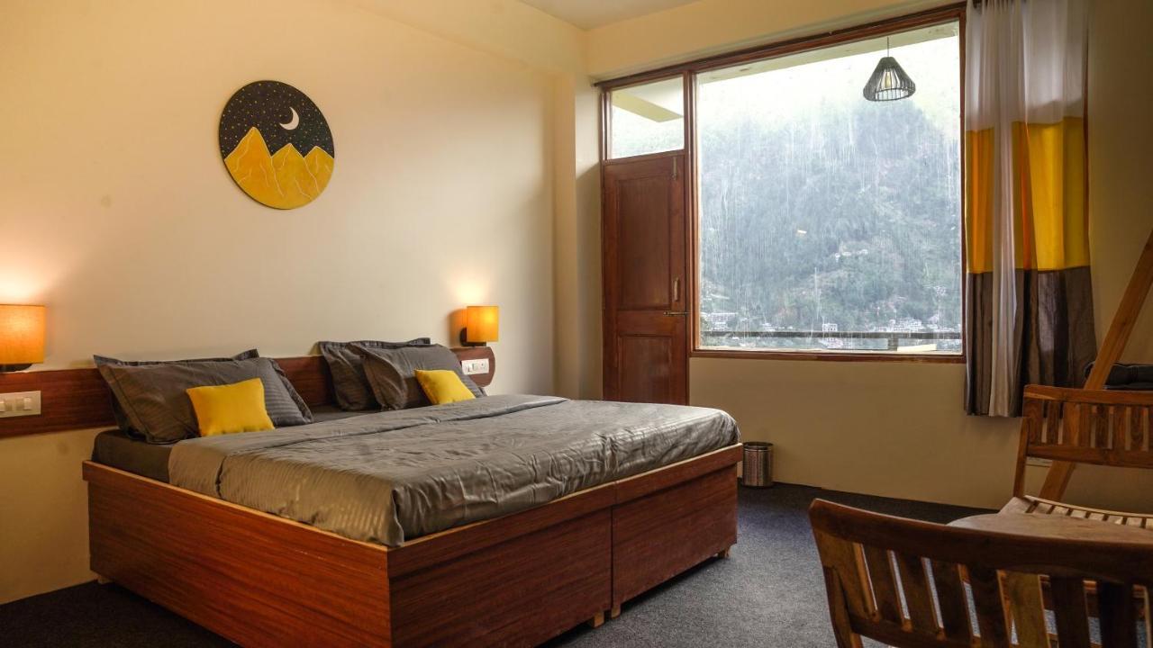Firefly Hostel Manāli Exterior foto